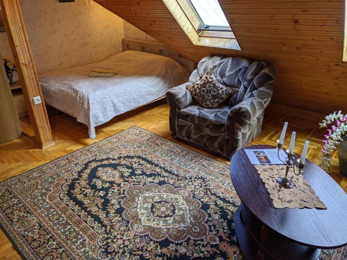 Guest House Nika - Cottages And Rooms In The Heart Of Palanga City Center Екстериор снимка